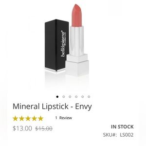 Bellapierre mineral lipstick in envy